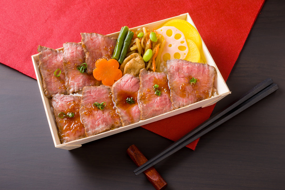 千葉牛ローストビーフと鶏もも西京焼き弁当